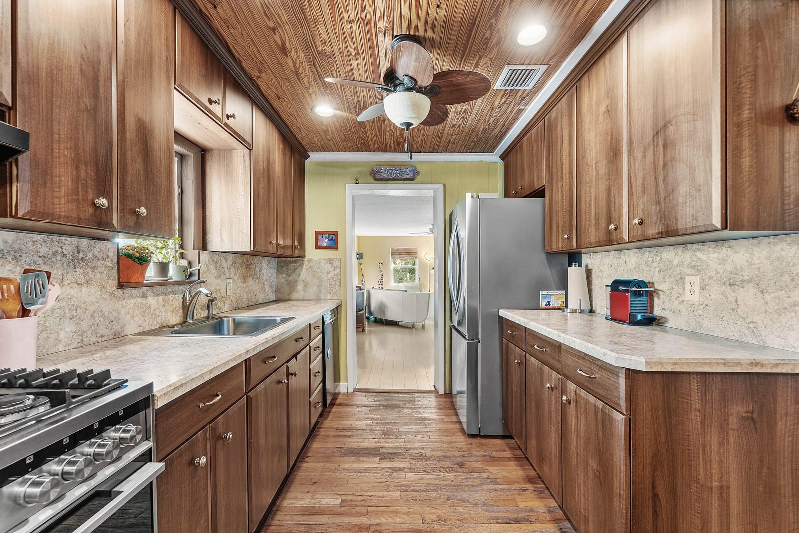 806 N M Street — photo 8