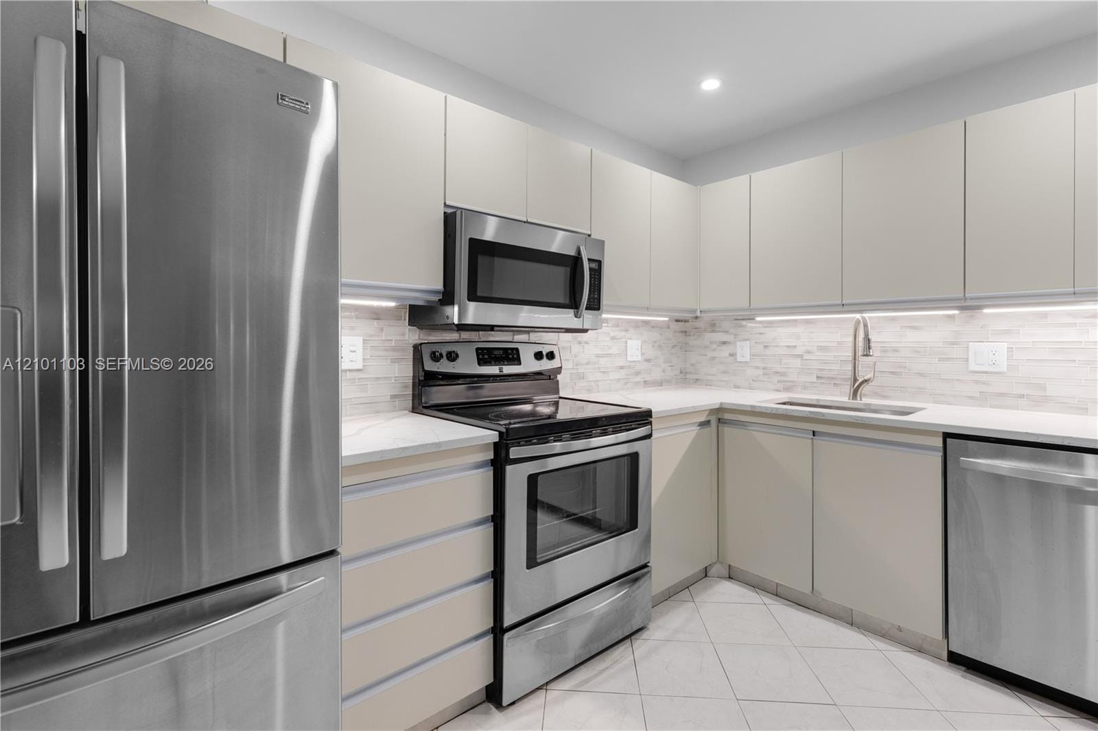 2500 Parkview Drive 507, Hallandale Beach, FL 33009 photo 20