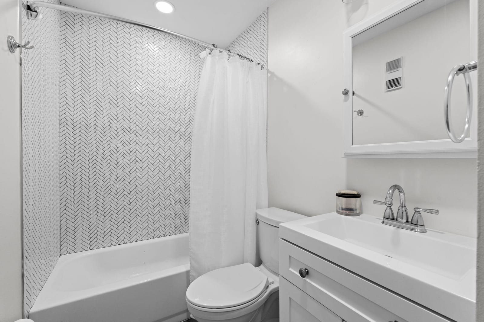 151 Cypress Point Drive — photo 9