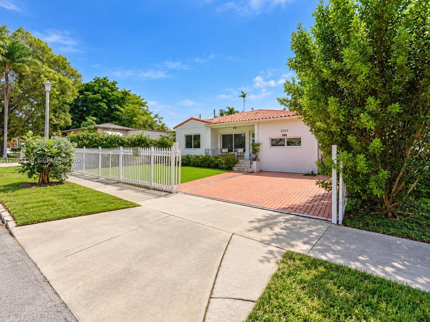 2520 SW 22nd Terrace, Miami, FL 33145 photo 2