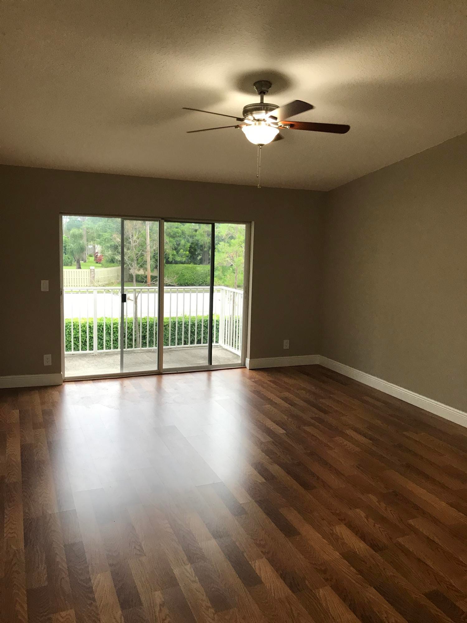 4552 OAK TERRACE Drive — photo 4