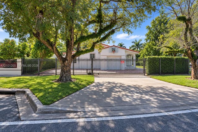 371 SW 29th Road, Miami, FL 33129