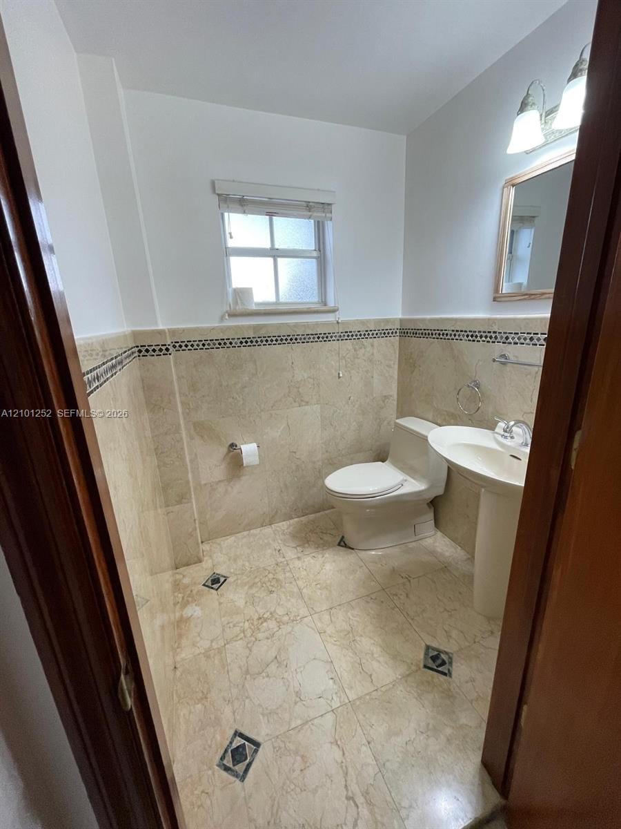14255 SW 57th Lane 8-1 — photo 7
