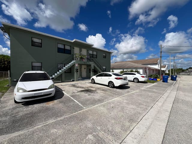 1273 W 34th Street 1, Riviera Beach, FL 33404
