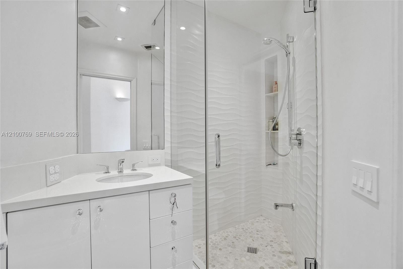 3690 NE 199th Street, Aventura, FL 33180 photo 9