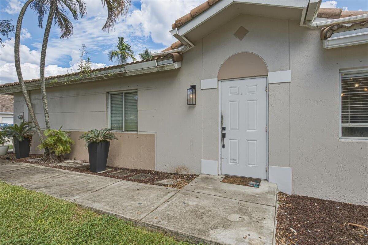 11700 SW 19th Street — photo 4