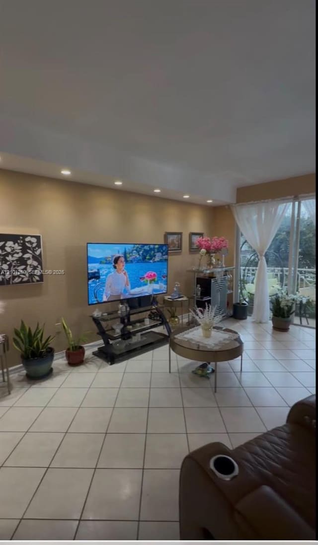 8814 W Flagler Street 215, Miami, FL 33174