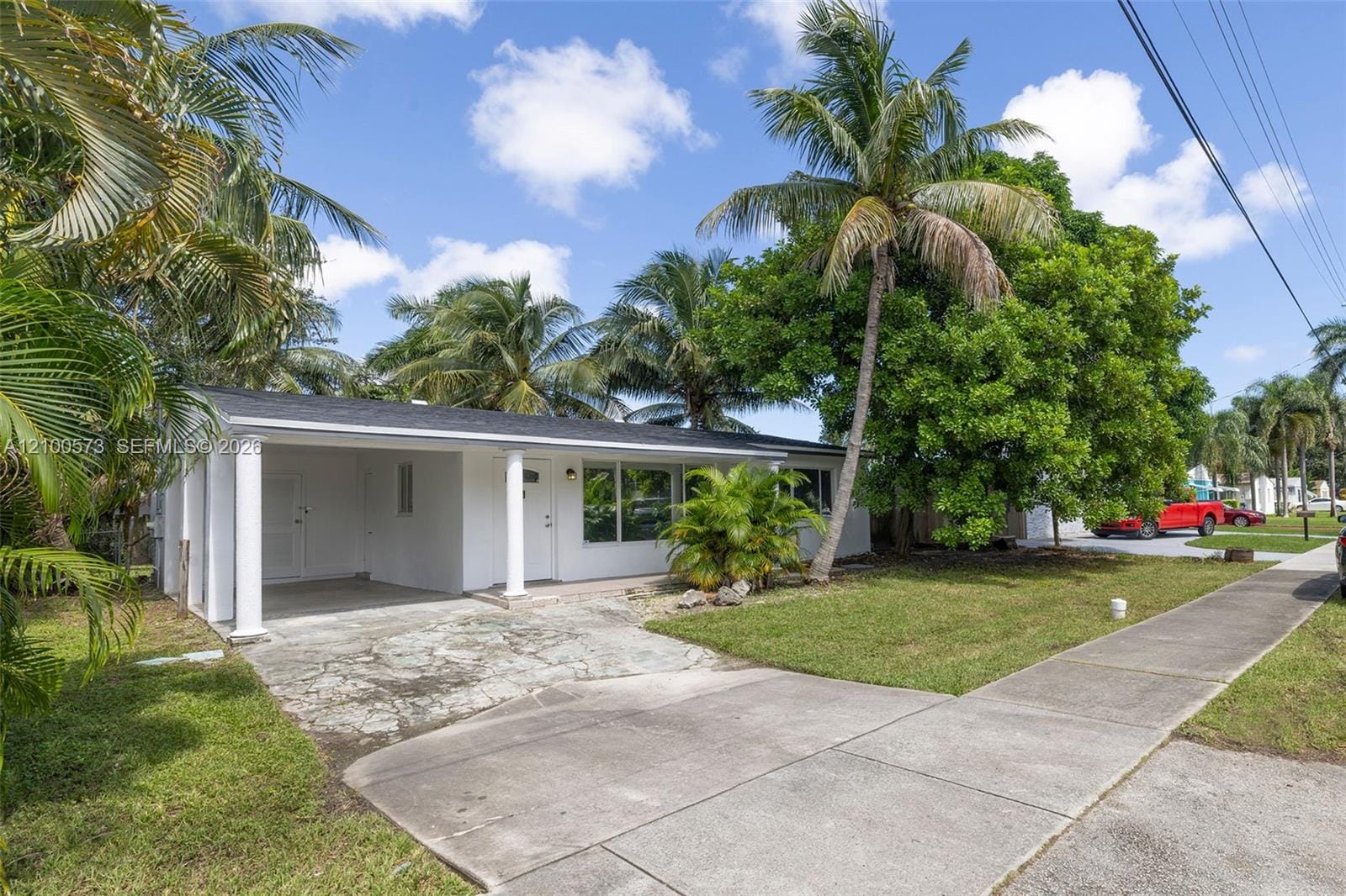 2733 Harding Street, Hollywood, FL 33020