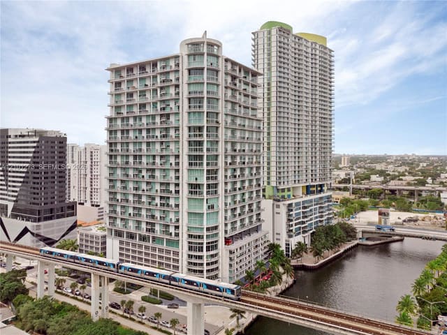 690 SW 1st Court 1514, Miami, FL 33130