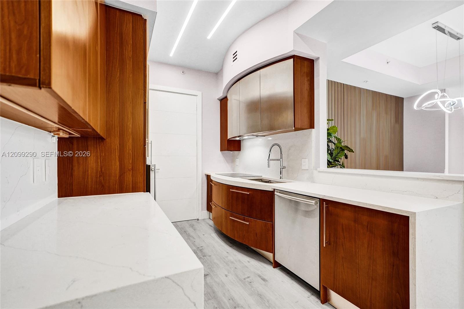 18101 Collins Avenue 602, Sunny Isles Beach, FL 33160 photo 19