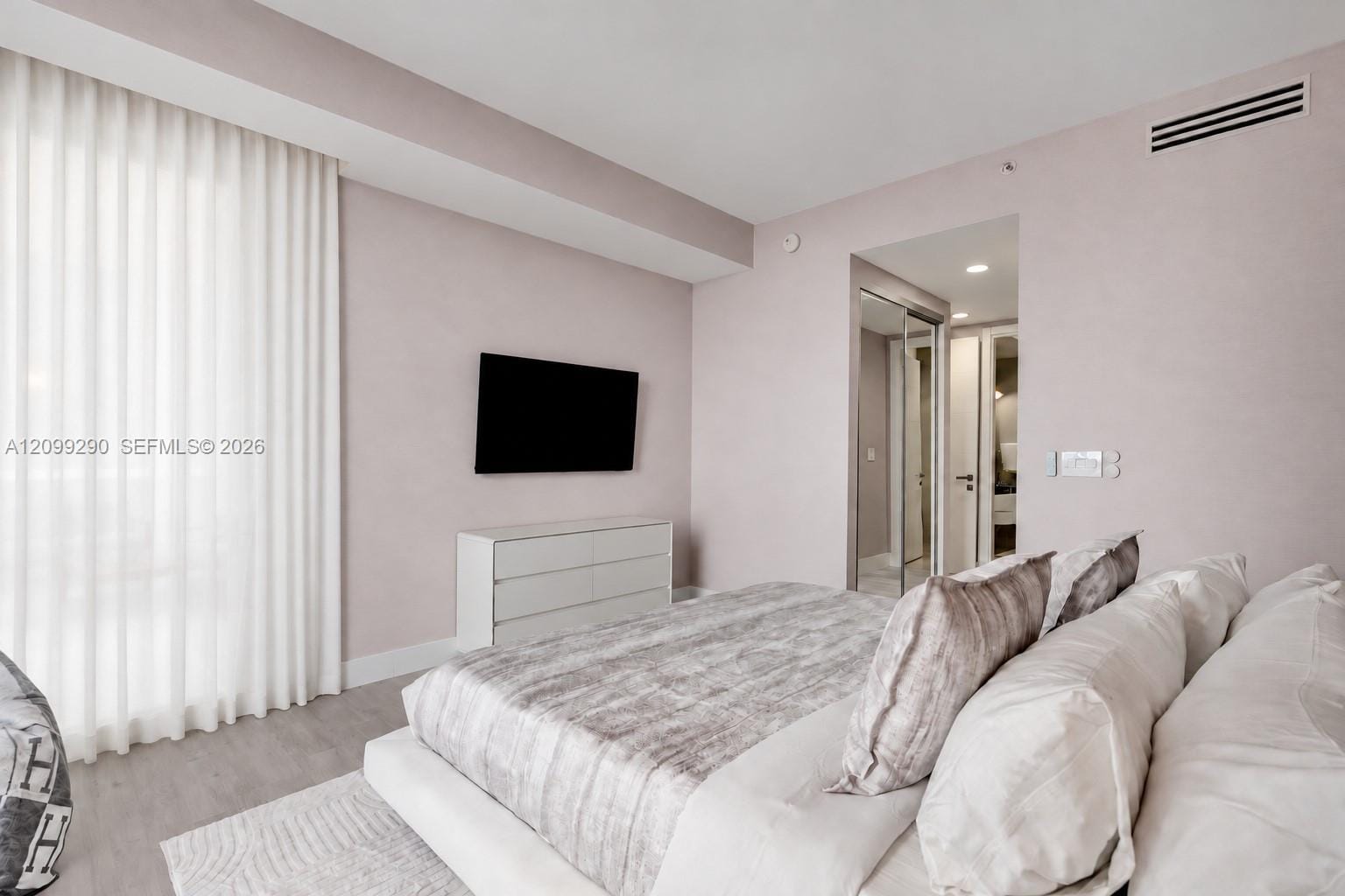 18101 Collins Avenue 602, Sunny Isles Beach, FL 33160 photo 22
