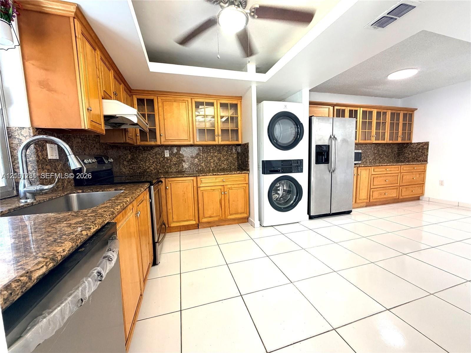 9135 Fontainebleau Boulevard 7 — photo 1