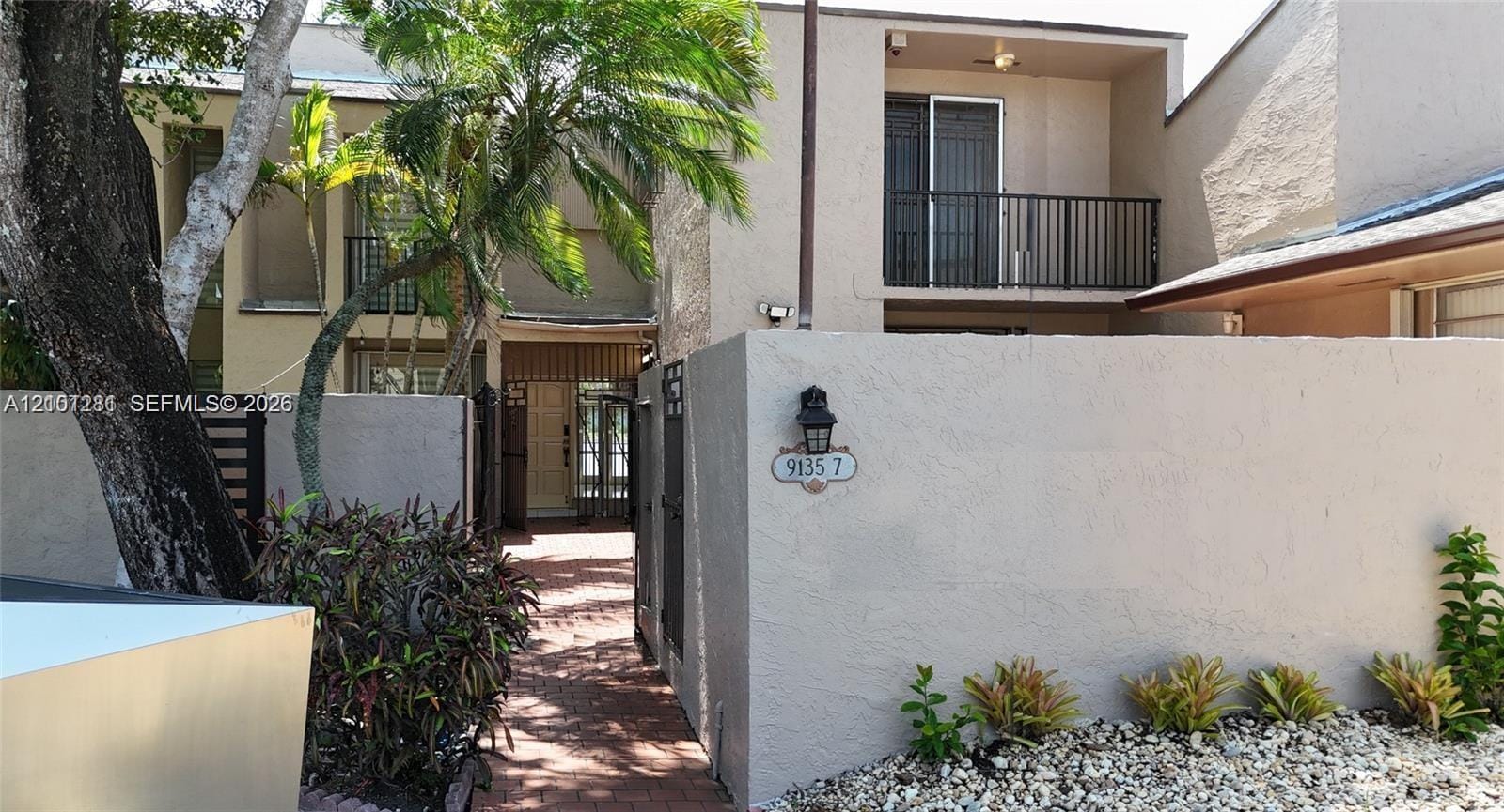 9135 Fontainebleau Boulevard 7 — photo 9