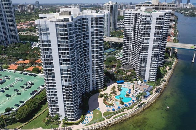 19101 NE 36th Court 1612, Aventura, FL 33180