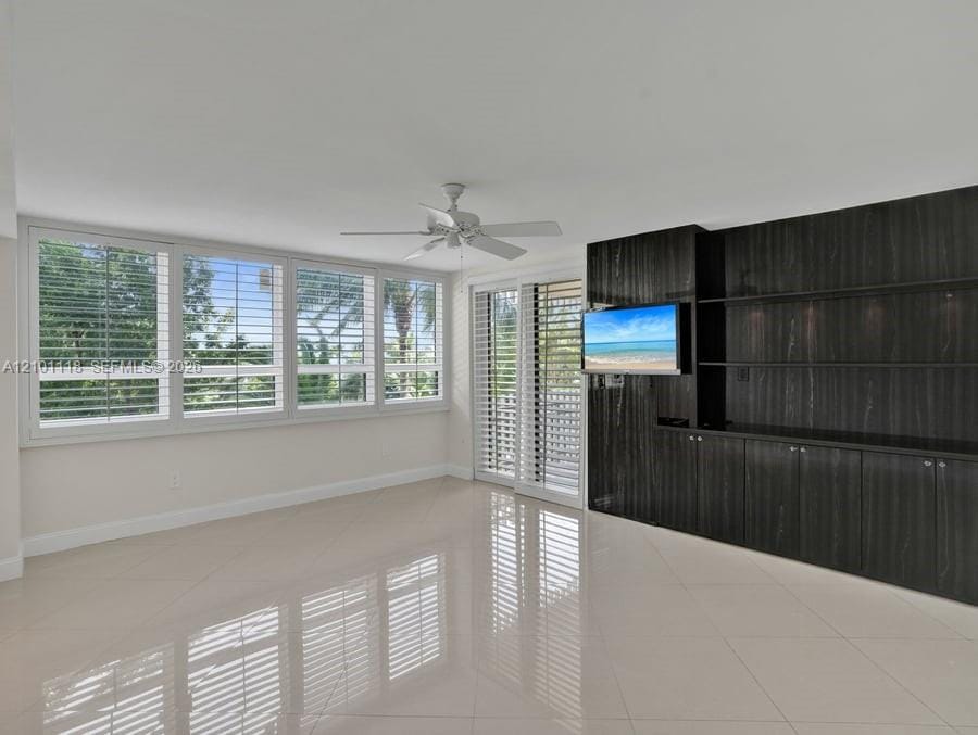 2 Grove Isle Drive B305 — photo 12