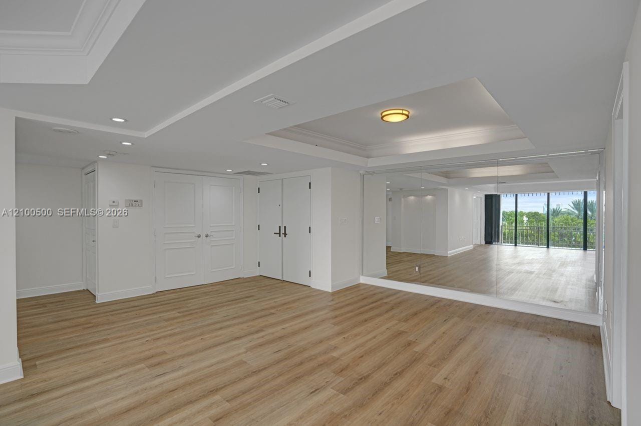 2 Grove Isle Drive B406 — photo 4