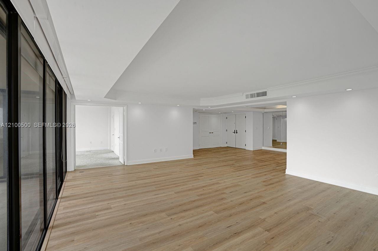 2 Grove Isle Drive B406 — photo 6