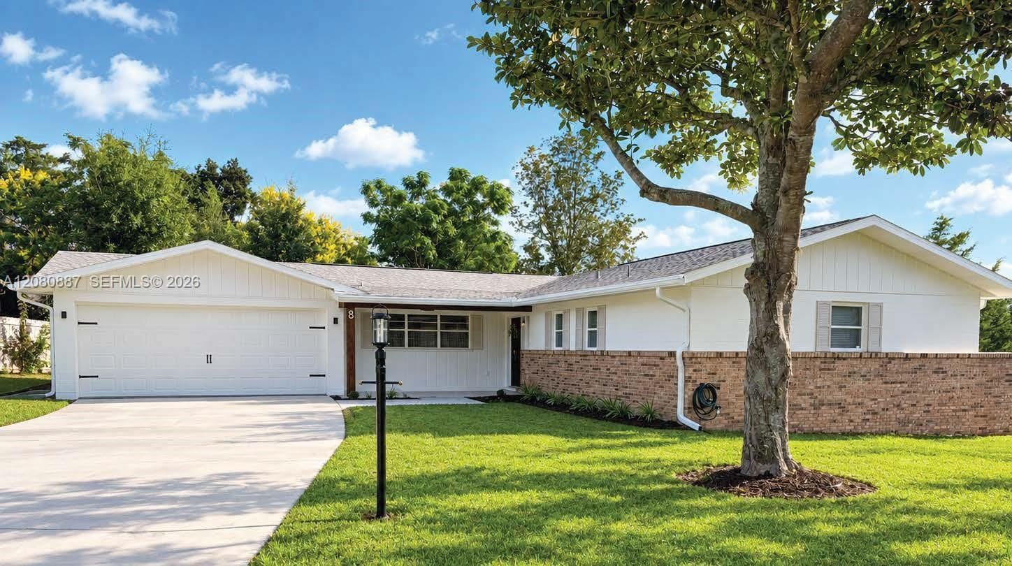 8 Emerald Way, Ocala, FL 34472