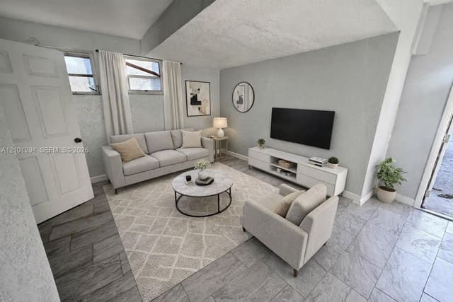 1132 NW 30th Avenue C, Fort Lauderdale, FL 33311
