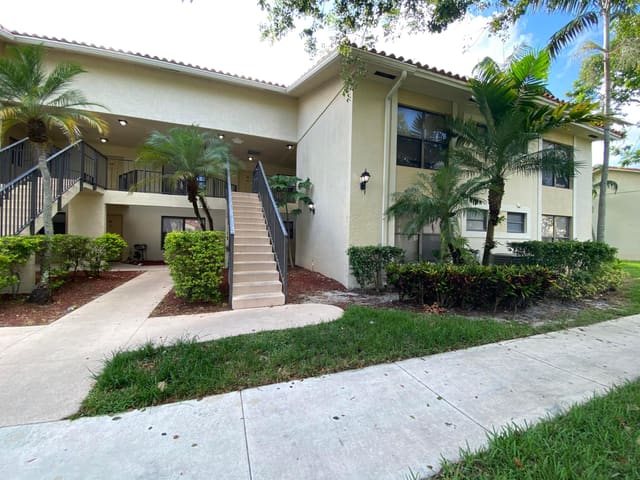 1581 Windorah Way G, West Palm Beach, FL 33411
