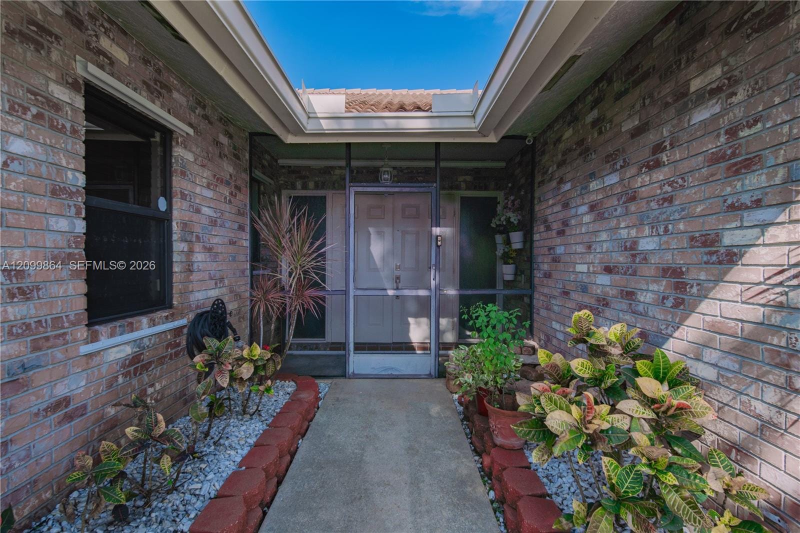 4118 NW 69th Terrace — photo 6