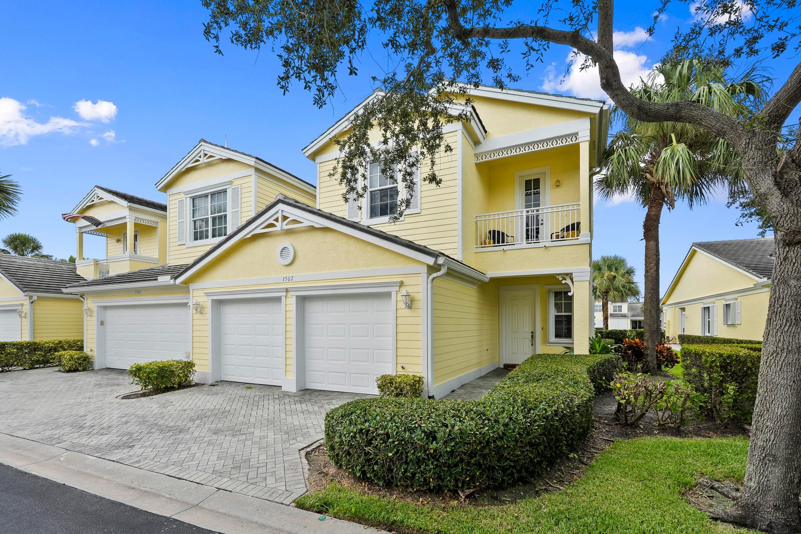 1507 Mariner Bay Boulevard — photo 1