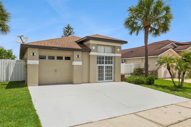 2625 Walden Court, FL 34743