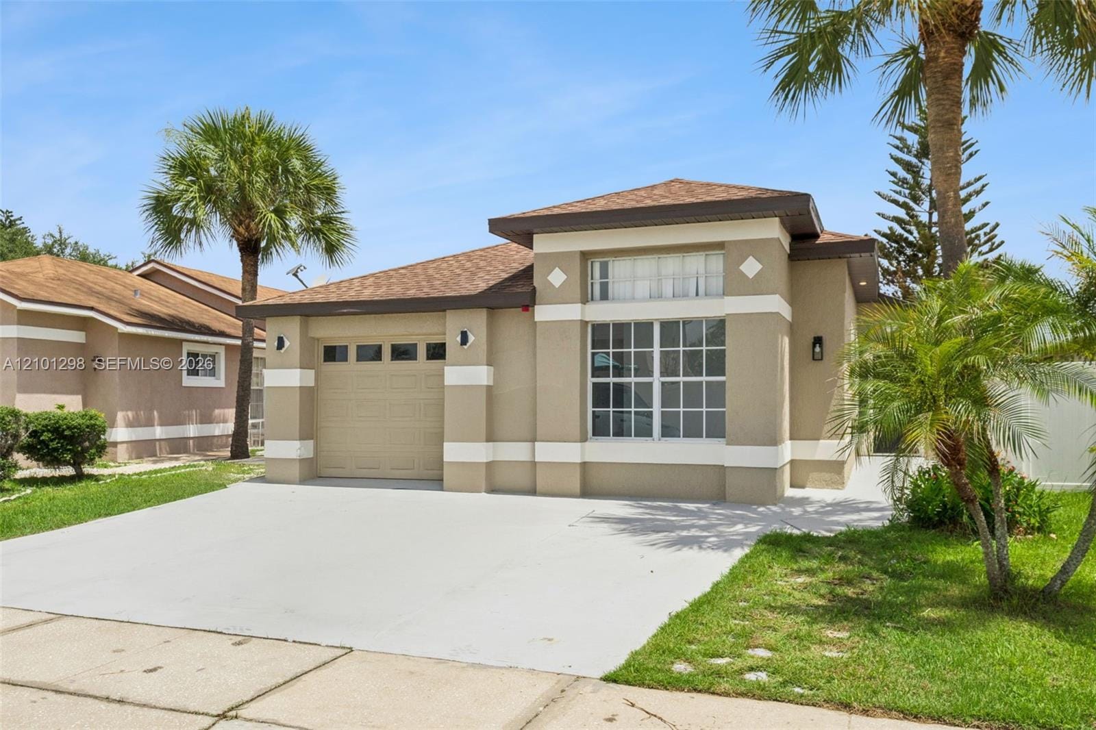 2625 Walden Court, FL 34743 photo 2