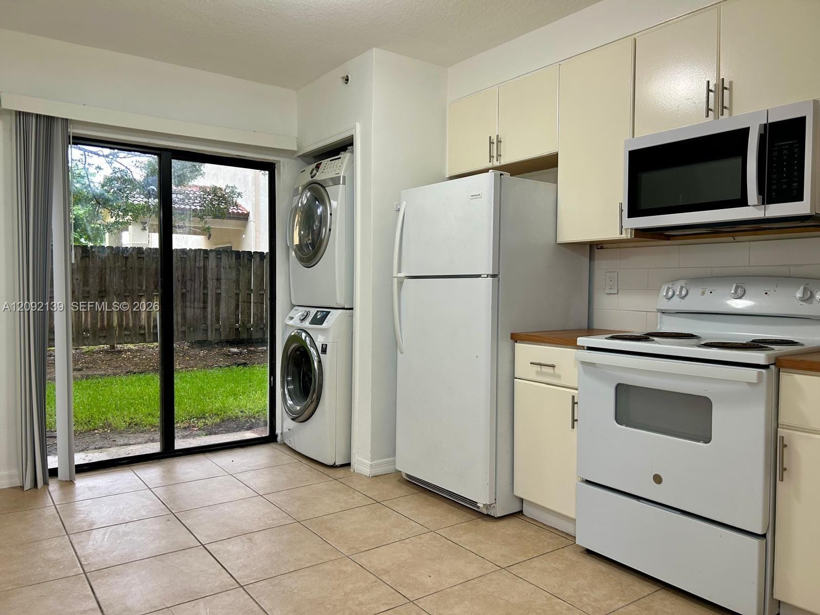 2 bedroom home for sale at 22831 88th, Cutler Bay, FL 33190 — $1,800