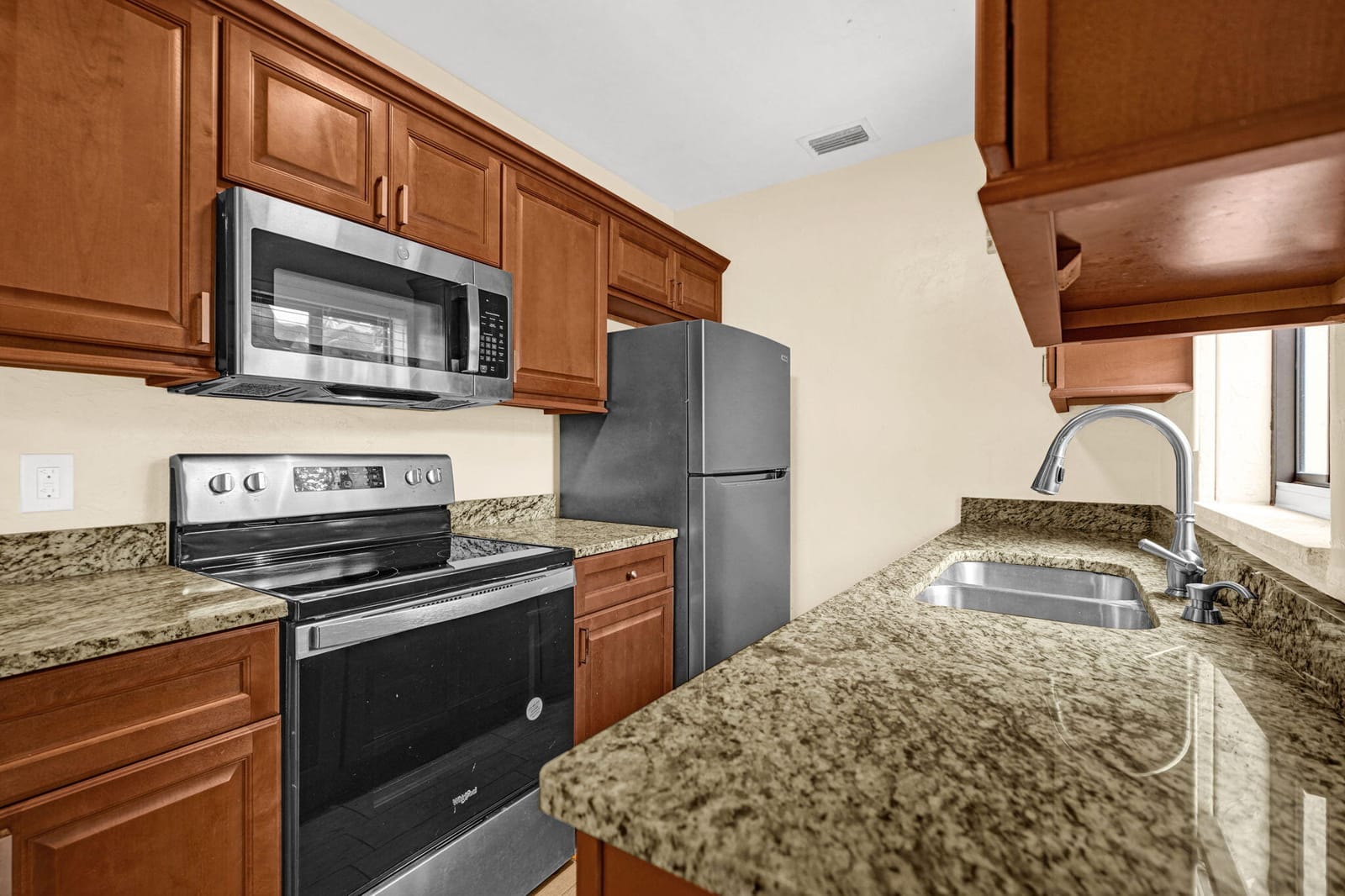 1532 NE 173RD Street, North Miami Beach, FL 33162 photo 19