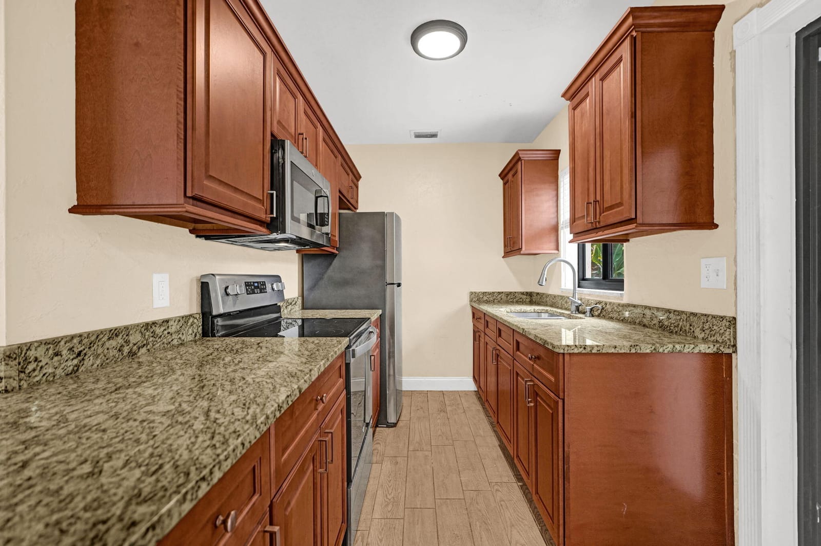 1532 NE 173RD Street, North Miami Beach, FL 33162 photo 20