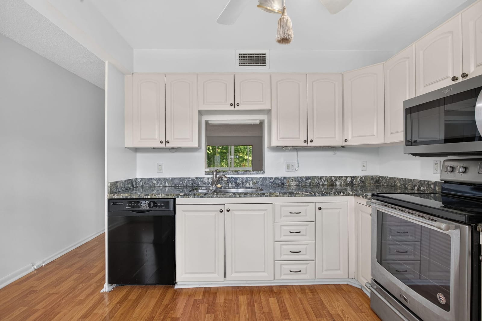 3404 Bimini Lane K2 — photo 2