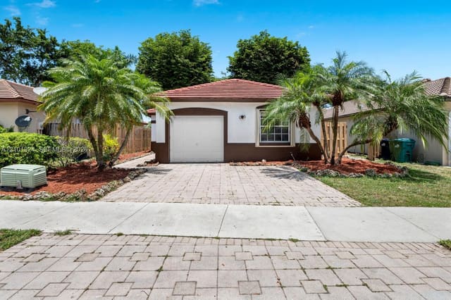 14613 SW 155th Place, Miami, FL 33196