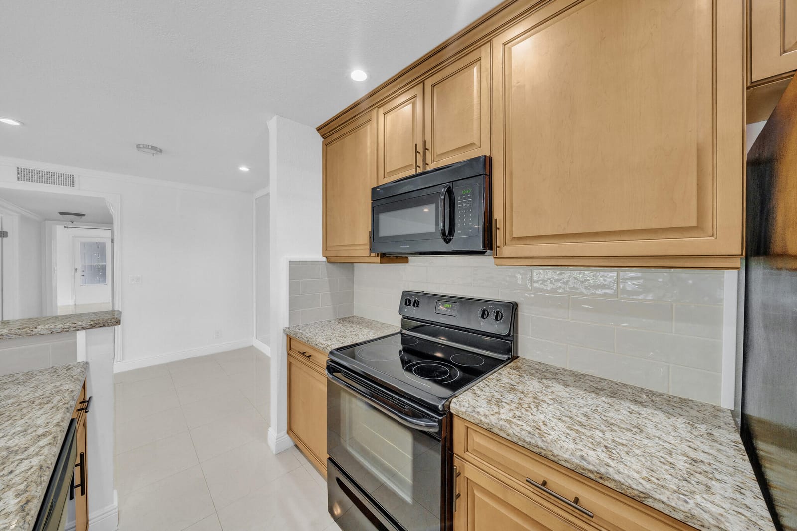 1360 SE High Point Way SE A, Delray Beach, FL 33445 photo 16