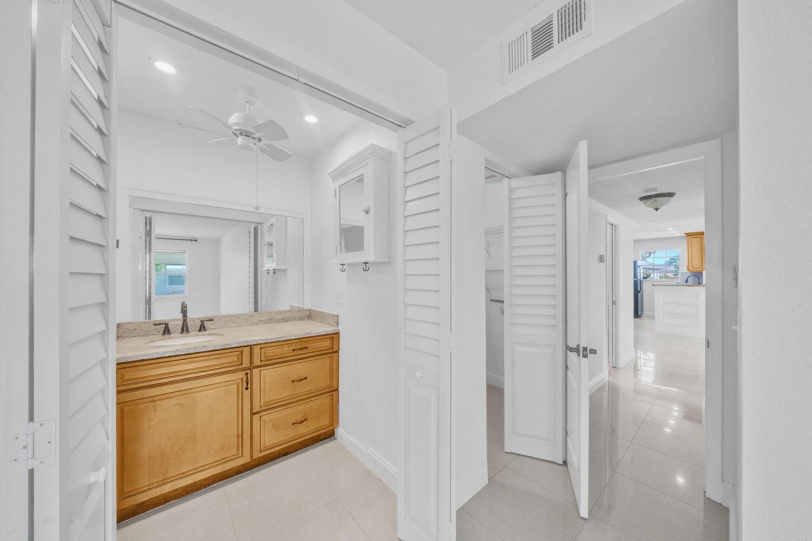 1360 SE High Point Way SE A, Delray Beach, FL 33445 photo 27