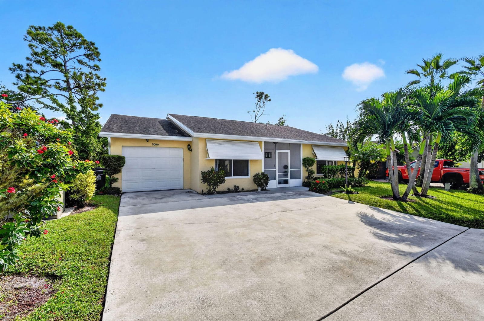 7099 PINE MANOR Drive, Lake Worth, FL 33467 photo 2