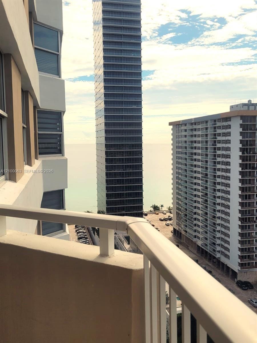 1985 S Ocean Drive 19N, Hallandale Beach, FL 33009 photo 2