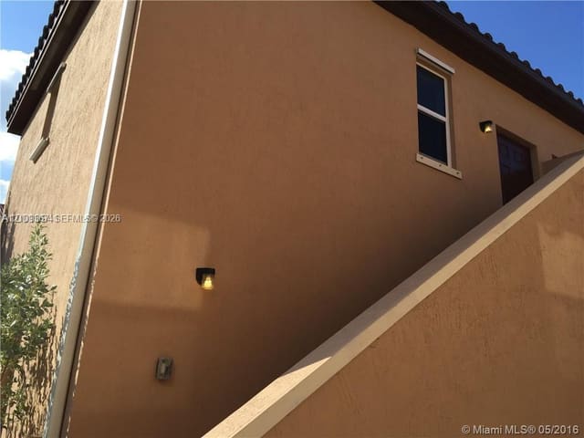 17005 SW 94th Terrace B, Miami, FL 33196
