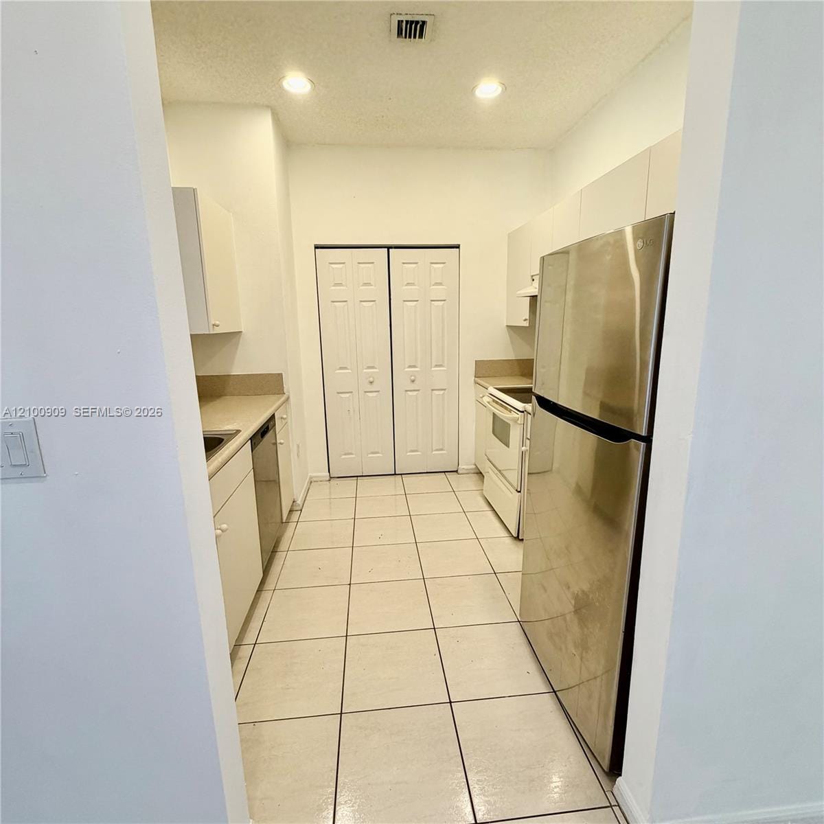 2238 NE 42nd Circle 2238, Homestead, FL 33033 photo 4