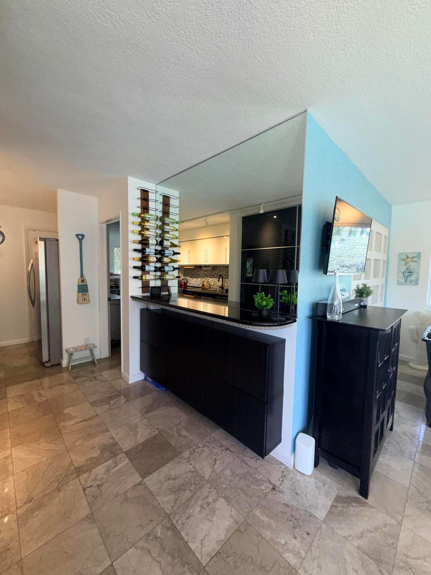 2825 NE 33rd Avenue 208, Fort Lauderdale, FL 33308 photo 16
