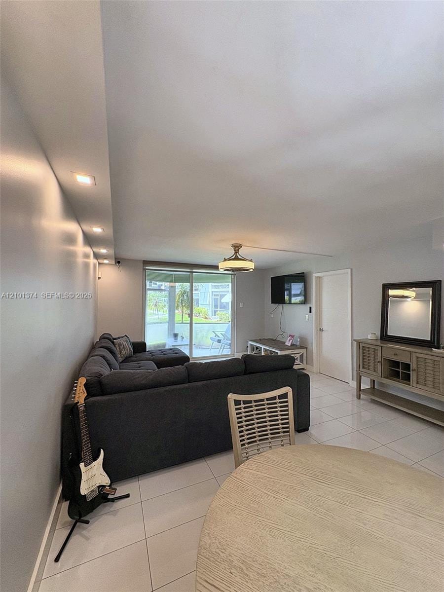 1040 SE 4th Avenue 133, Deerfield Beach, FL 33441 photo 6