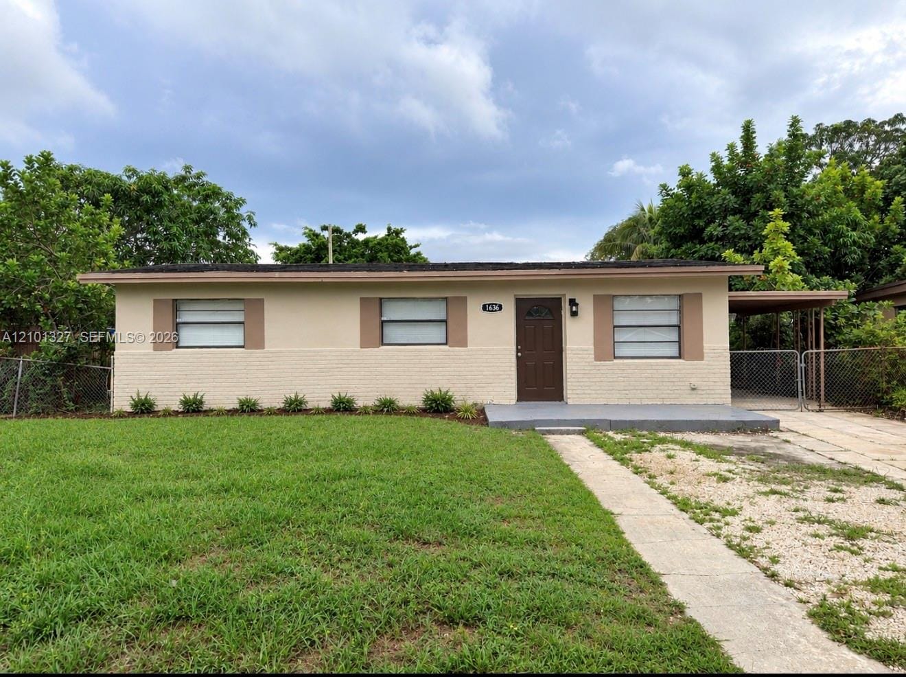 1636 NW 16th Street, Fort Lauderdale, FL 33311 photo 2