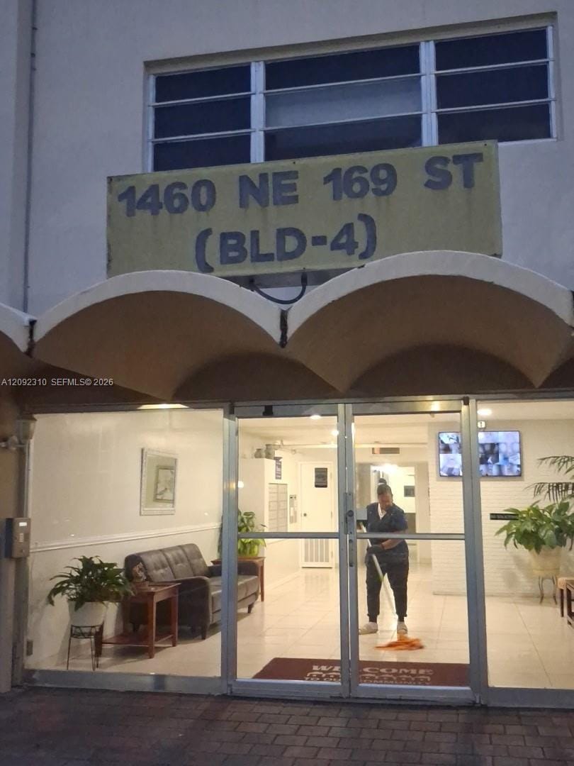 1460 NE 169th Street 314, Miami, FL 33162