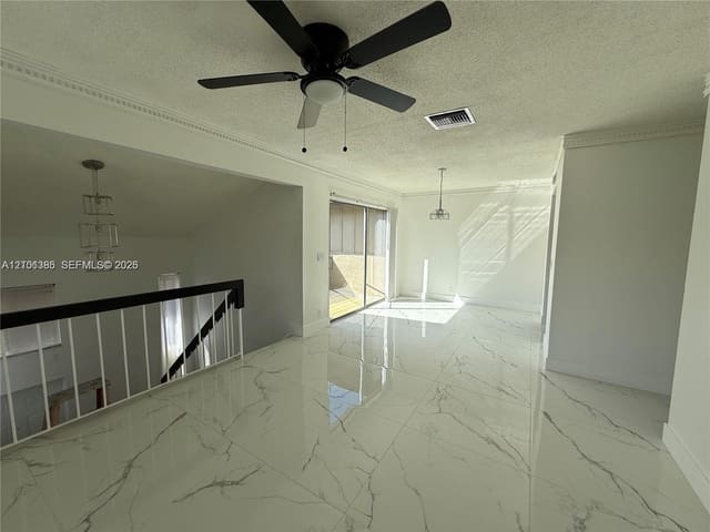 2125 NW 57th Avenue 15-E, Lauderhill, FL 33313