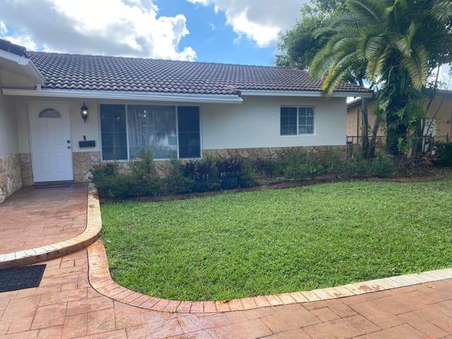4113 NW 78TH Lane, Coral Springs, FL 33065