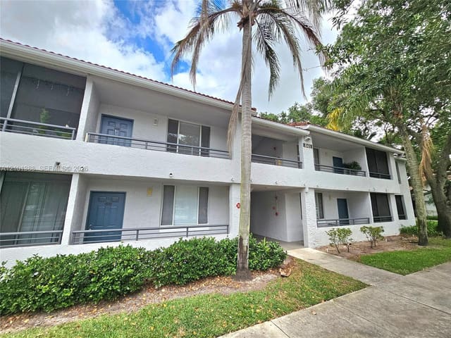 841 Lyons Road 24205, Coconut Creek, FL 33063