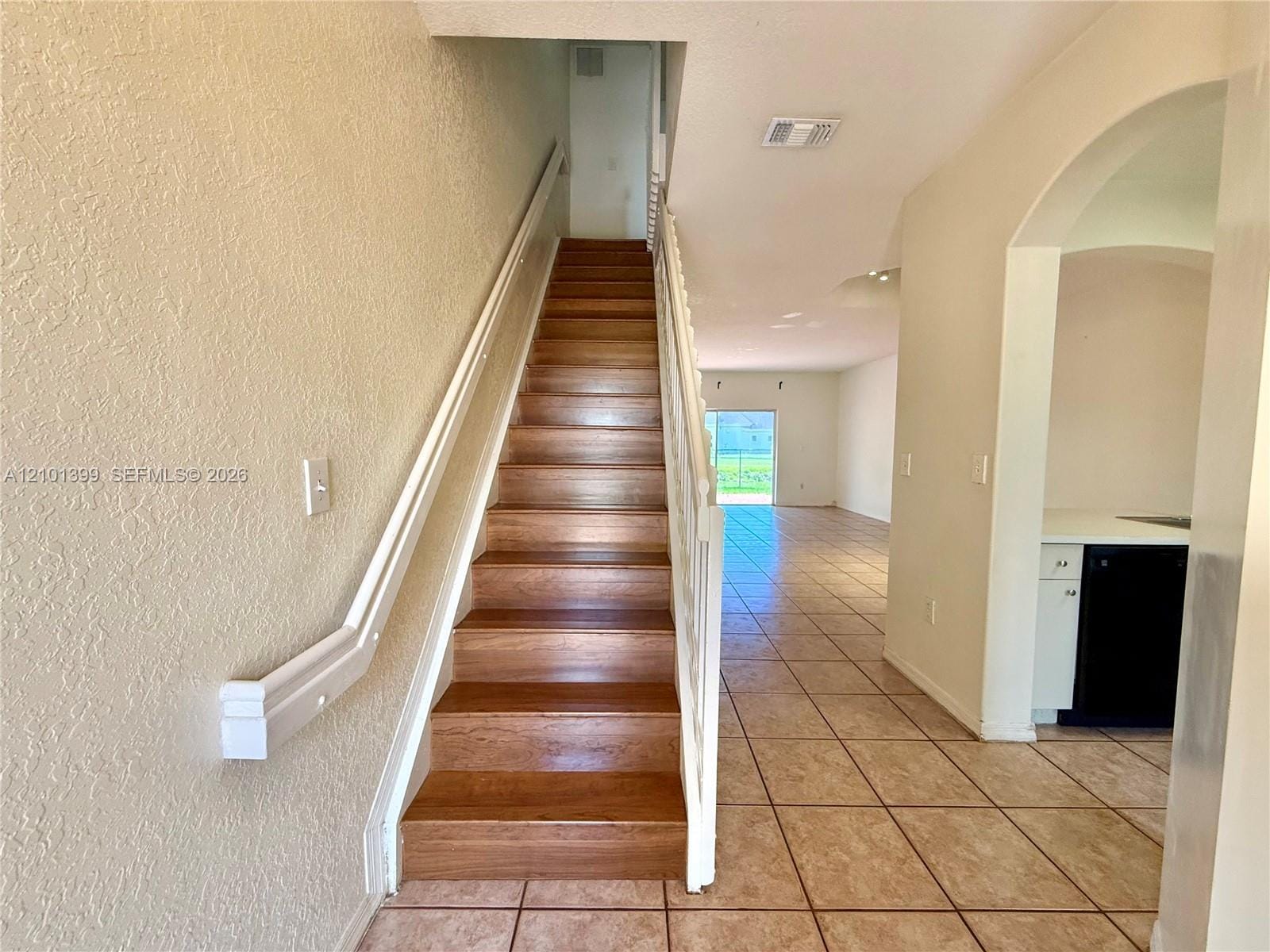 15800 SW 92nd Avenue 12B, Palmetto Bay, FL 33157 photo 2