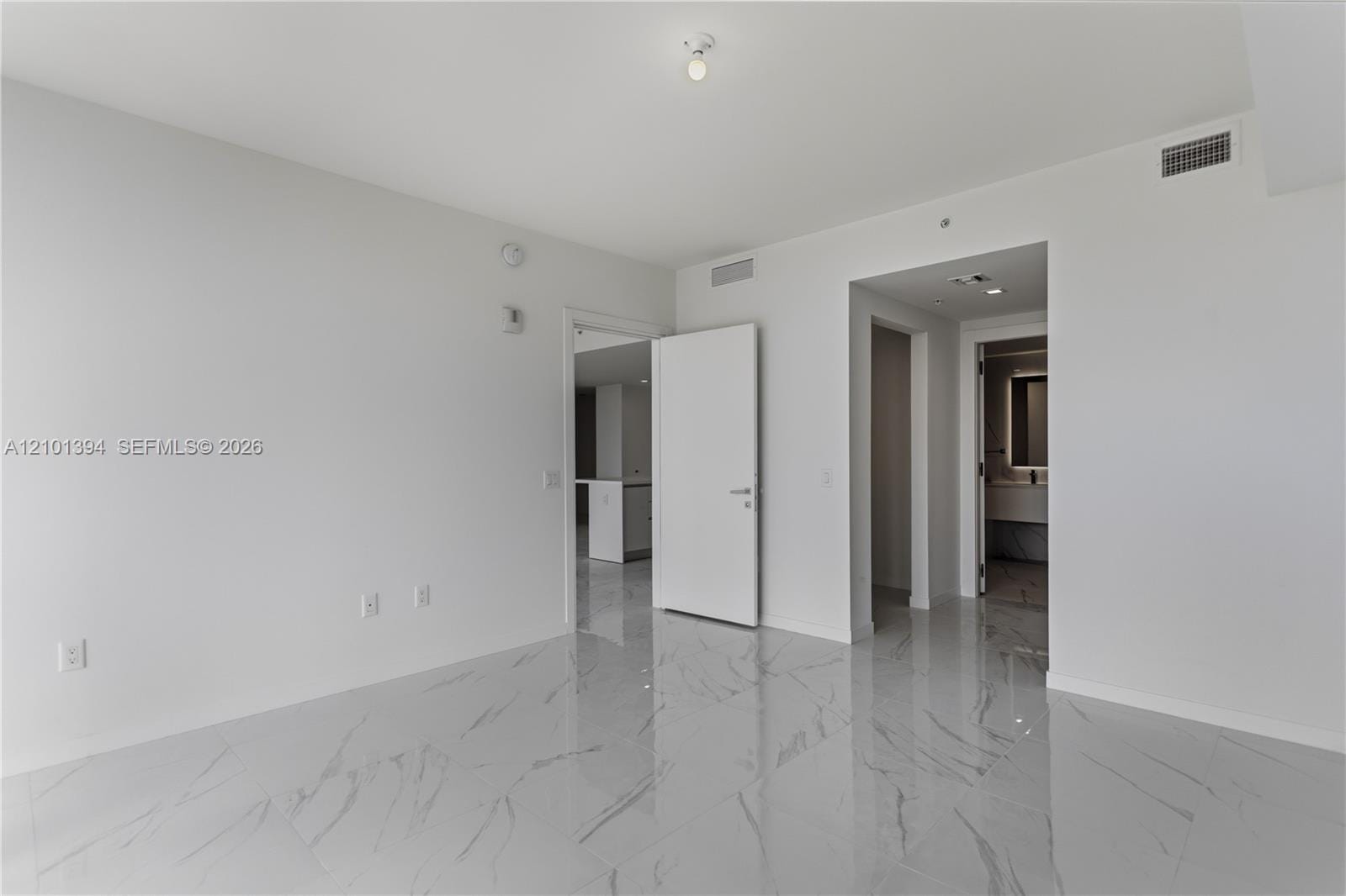 1170 E Hallandale Beach Boulevard 1811, Hallandale Beach, FL 33009 photo 20