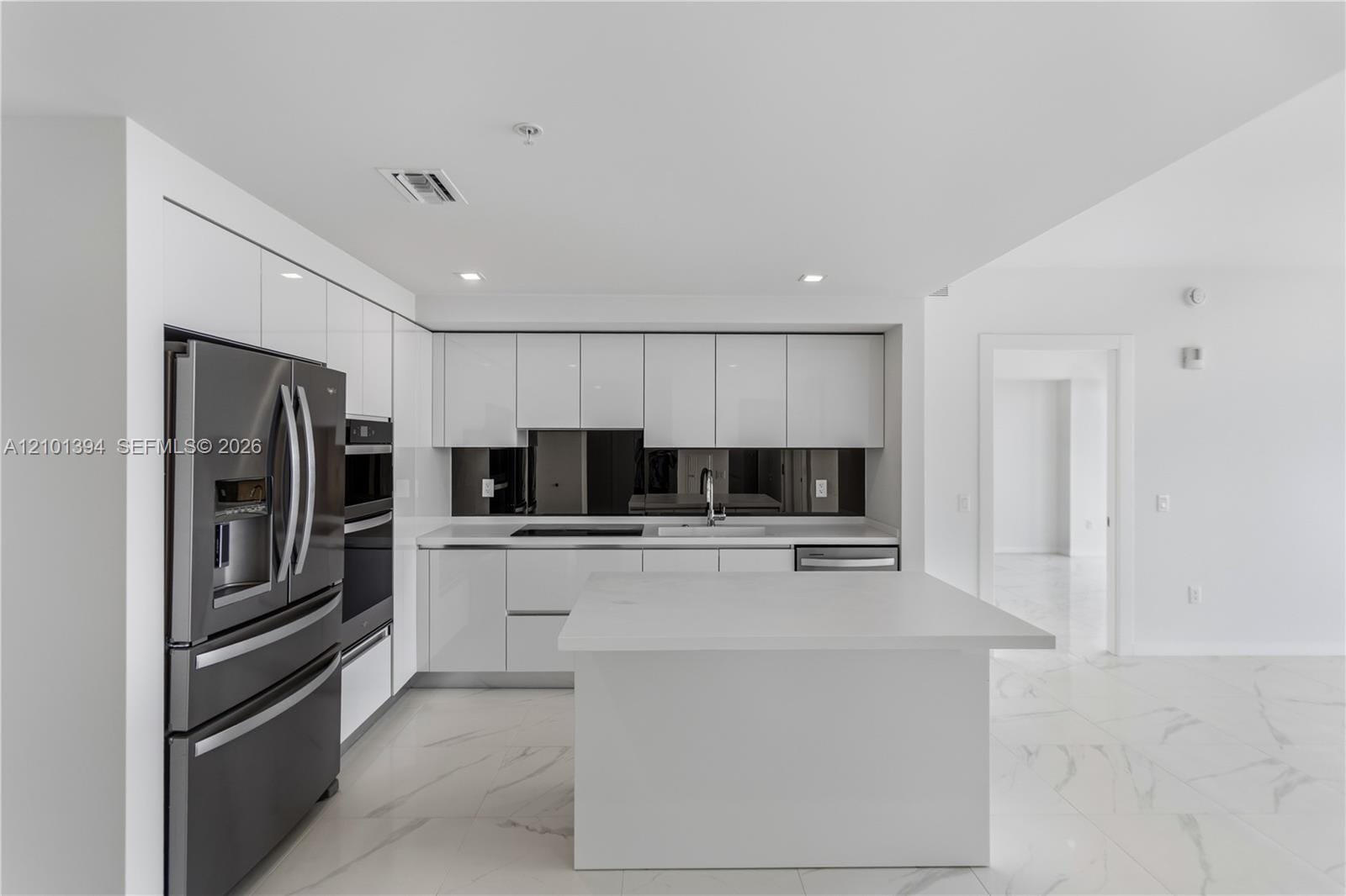 1170 E Hallandale Beach Boulevard 1811, Hallandale Beach, FL 33009 photo 5