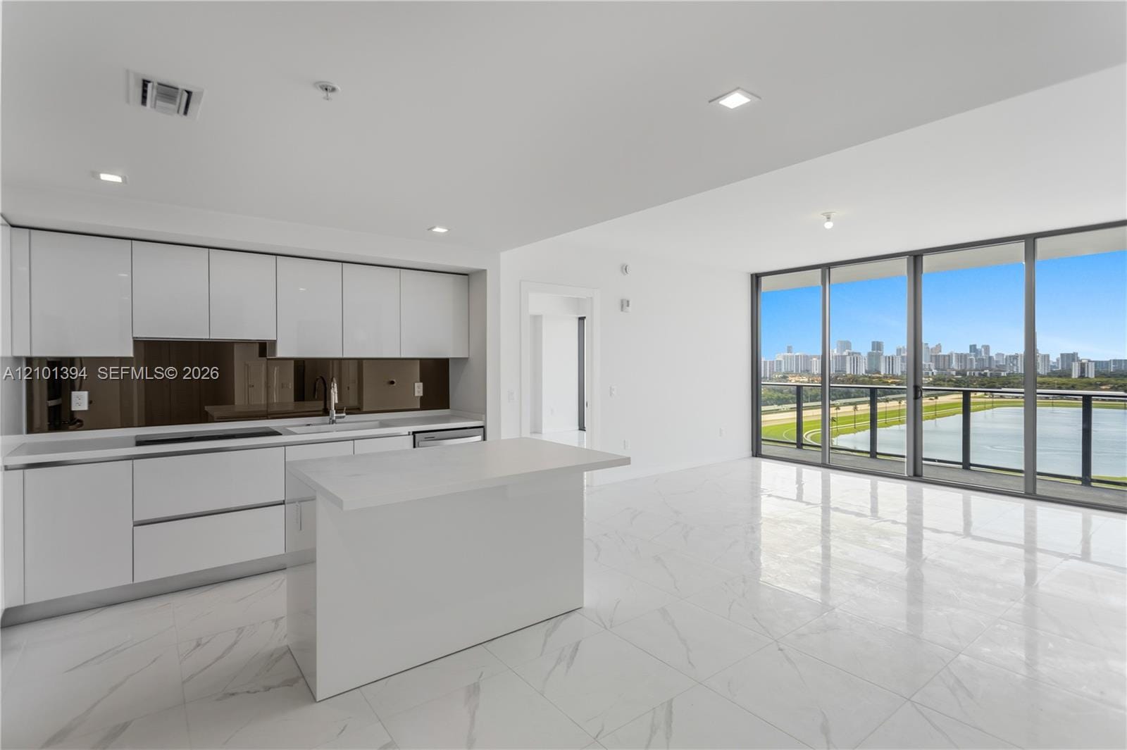 1170 E Hallandale Beach Boulevard 1811, Hallandale Beach, FL 33009 photo 9